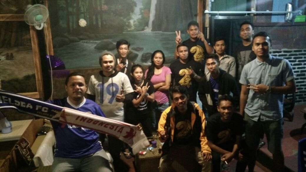 CISCbaubau's tweet photo. Terimakasih sudah ramaikan nonbar malam ini gaesss.. hati" dijalan dan pakai jaketnya dingin di puncak.. #CFC #KTBFFH #ThisIsCISC #CISCBuw https://t.co/n061y1mu7D