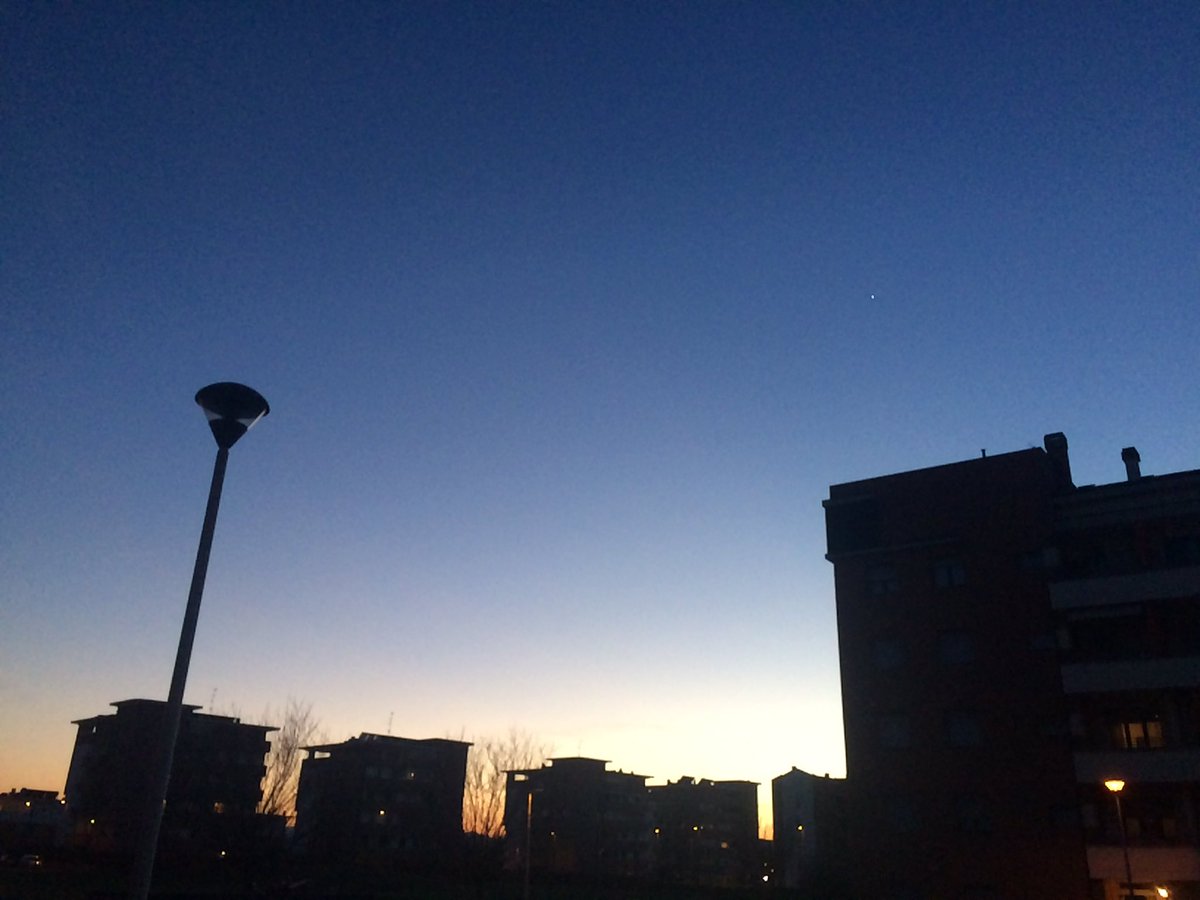 FrankGuerritos's tweet image. Ma è sempre stato così faticoso correre? #runMode #ammazzachefatica #buonpanorama