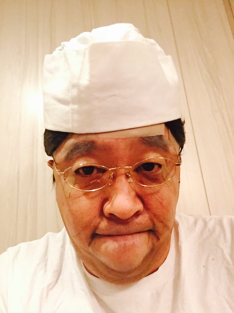 ホリ Twitter પર 角野卓造 さんの 顔まね をやってみた 近藤春菜 じゃねぇよ おじさんの方がむずいってs