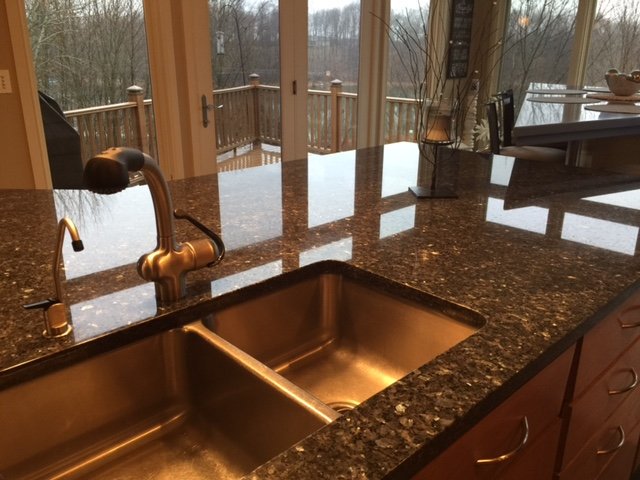 SurfaceSaver's tweet photo. Granite polished and sealed this morning, winter is back! https://t.co/TtVWaOelok