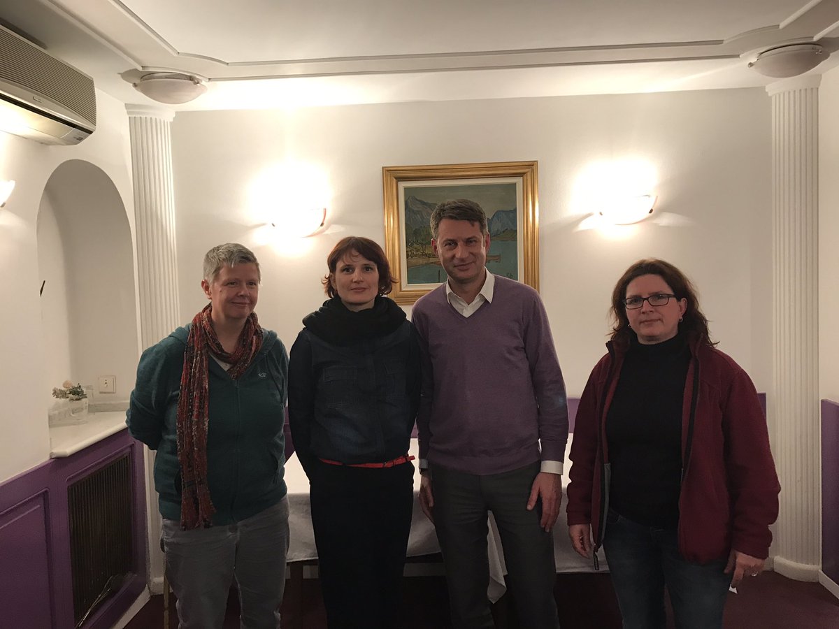 Katina_Schubert's tweet photo. Die EU braucht eine gemeinsame humanitäre Flüchtlingspolitik. Danke Herr Schodder von #UNHCR. #belgradrefugees @katjakipping @BineB https://t.co/CEeh3nC5j5