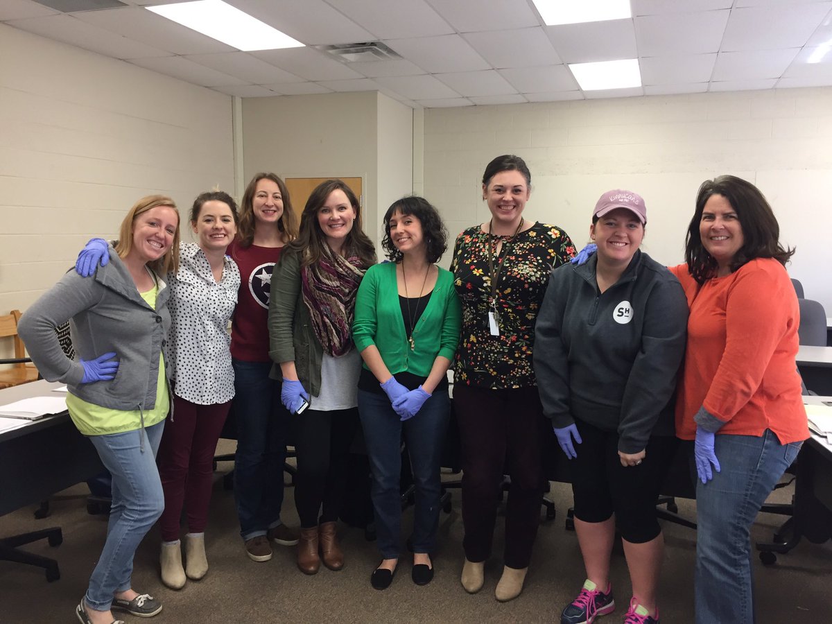 HollyLShields's tweet photo. Today's @EcoSchoolsUSA wkshp w/ 3 @knoxschools was really inspiring! Thanks to all participants &amp; @AlcoaFoundation @Arconic_Fdn for support! https://t.co/tL1Xxgyd7v
