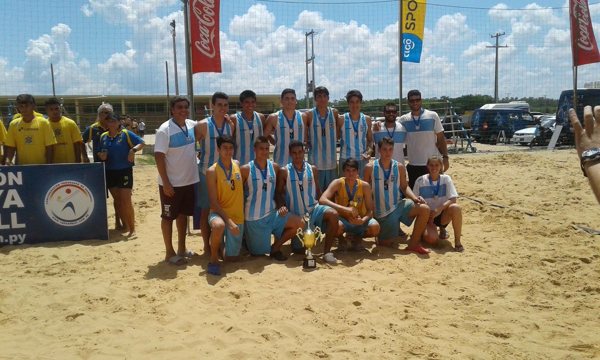 maipuseando's tweet photo. #AleNovillo mejor arquero del torneo. 👍👍💪💪👏👏 https://t.co/ZXObpmH6nw