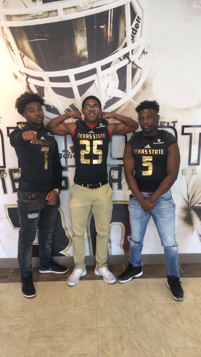thescottyx's tweet photo. #GGTM18 at San Marcos🐾☑️ https://t.co/cF2B0LTevJ