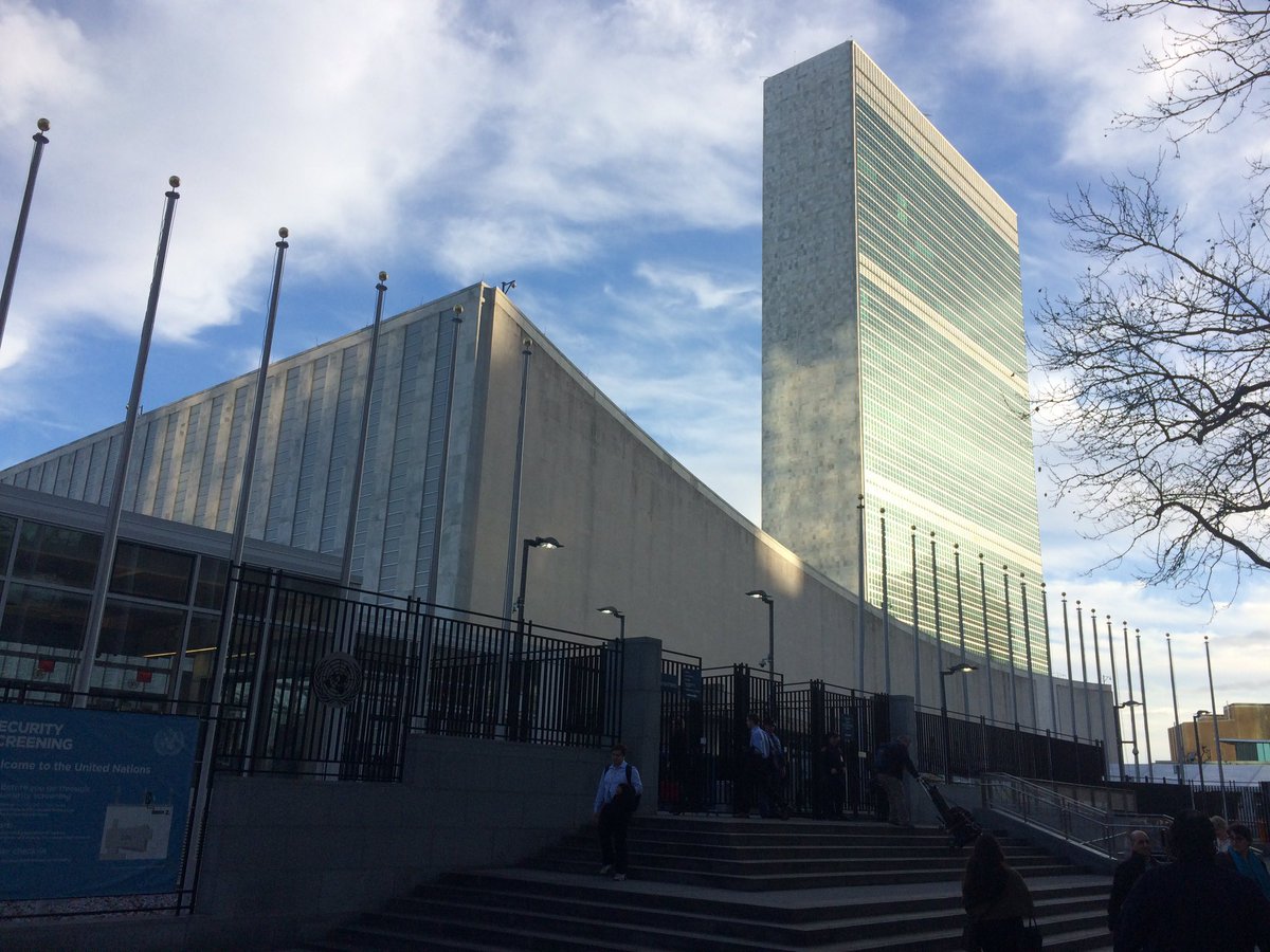 phil_norm's tweet photo. Guided tour of the United Nations Headquarters @GeographyKES #MDGs #worldbank #IMF #sustainabledevelopment #solvinginequalities https://t.co/hjXwvzUnSY