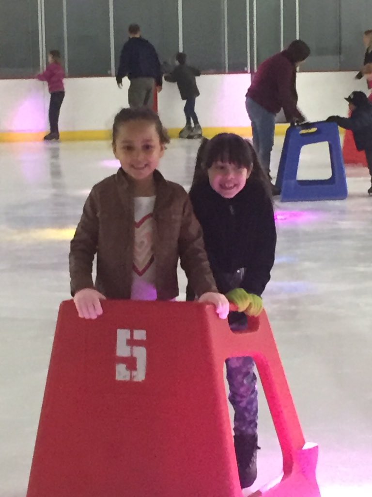 OohAhhBK's tweet image. Great day for PATHS. Ice skating event with kids from City Light. @createyourpath_