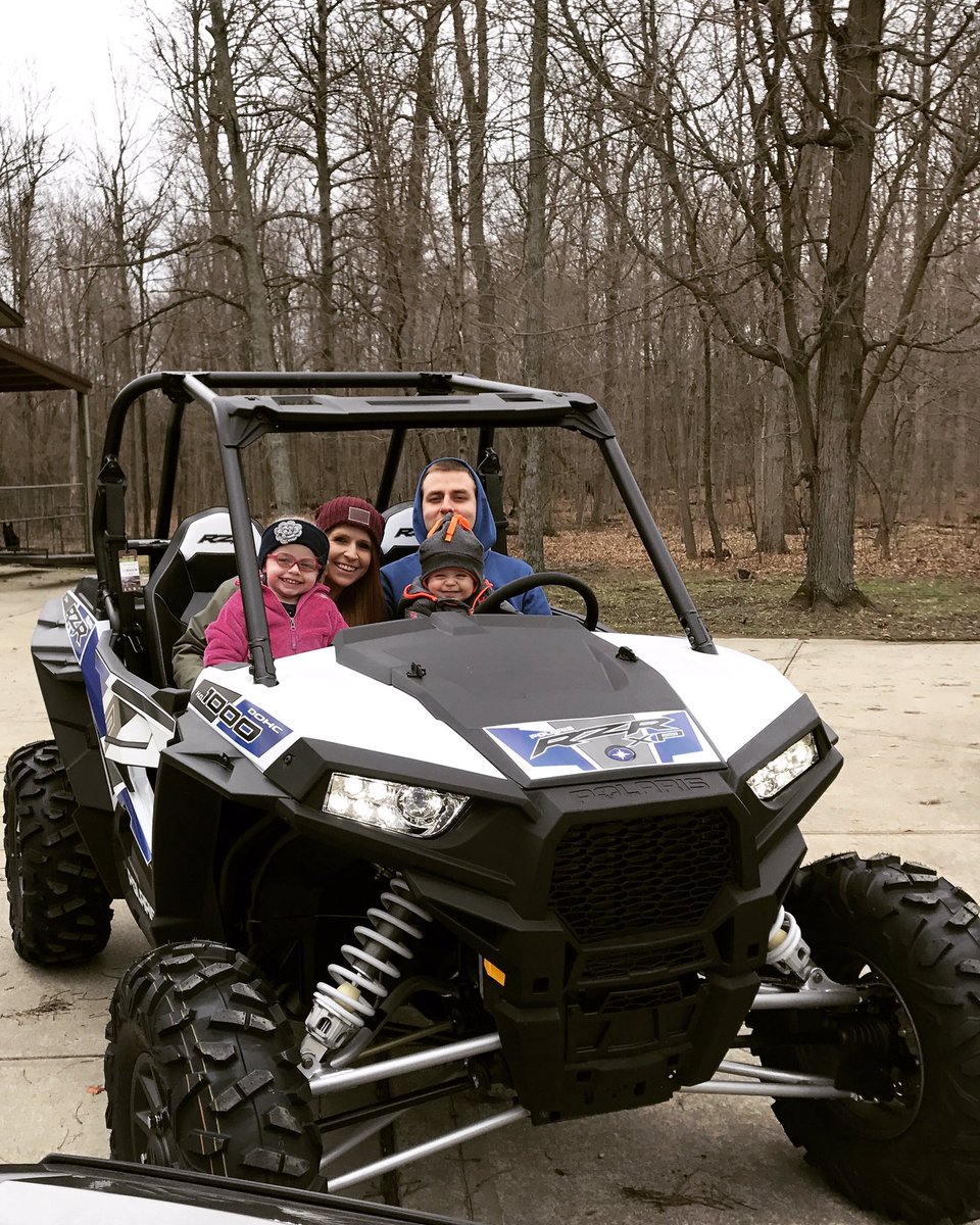 abbywesterfeld's tweet image. So this happened today with @Westerfeld89 ... #rzr1000xp #rzrfamily #bucketlist✔️
