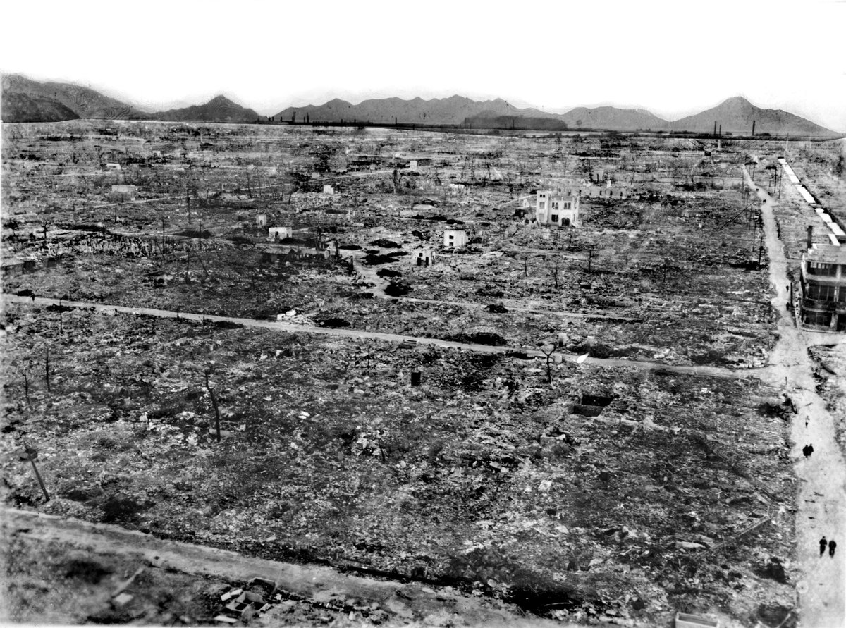 Juvabu1's tweet photo. @CNNPolitics HIROSHIMA, THANKSGIVING 1945!  MY FATHER WAS THERE &amp;  TOOK THESE PHOTOS. TWO OF MANY. PLEASE SAY NEVER AGAIN OUT LOUD &amp; OFTEN. https://t.co/QbggWSiTIB