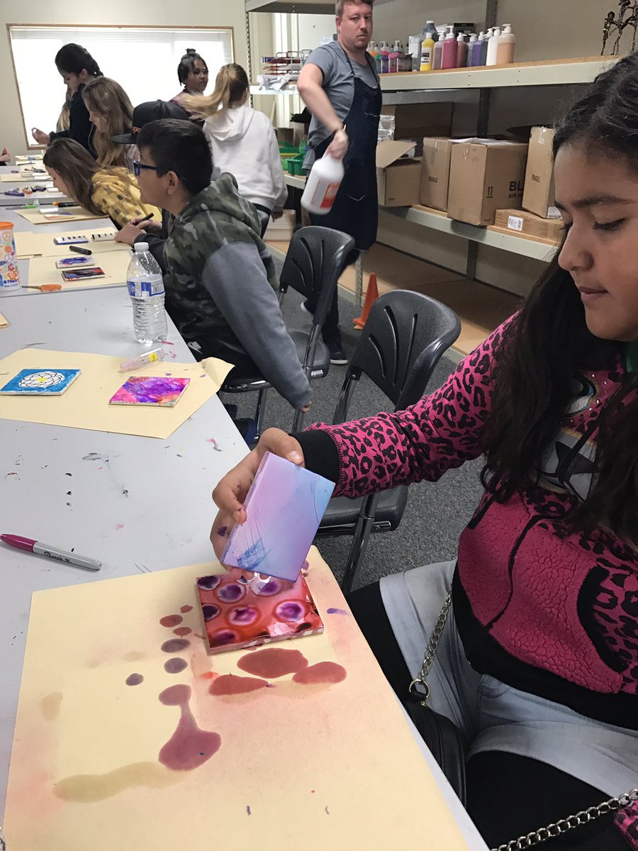 OhmySci's tweet photo. Art is happening.  #bestsaturdayever. @cv_explorer @CajonValleyUSD https://t.co/T2MIYmdHiF