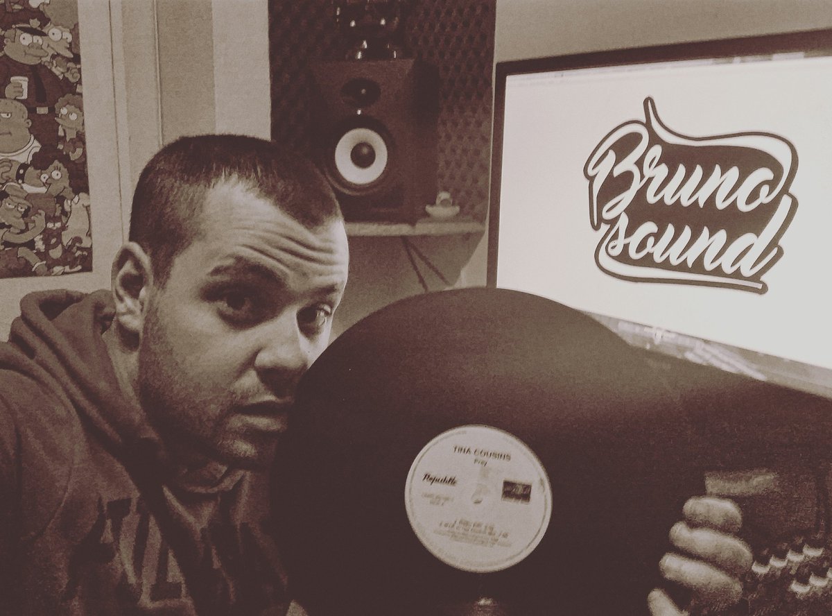 Brunosound89's tweet photo. [IN]
Good evening of remember.
[ES]
Buena tarde de remember. https://t.co/xYiJoJtJ6S
