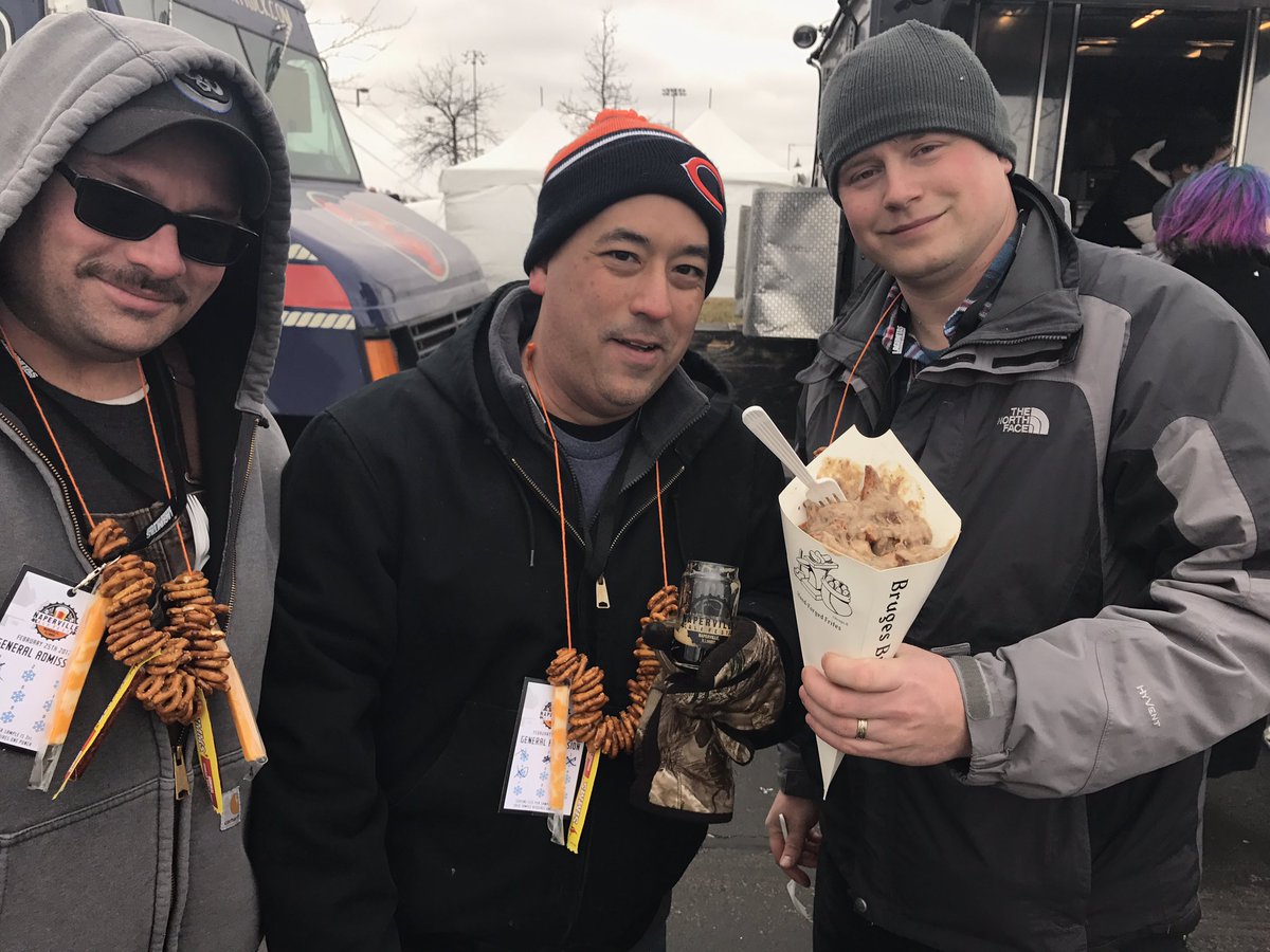 BrugesBrothers's tweet photo. Don't miss the @BrugesBrothers at @NaperAleFest Warm up with our #OxtailPoutine ! https://t.co/e0JuoTCugp