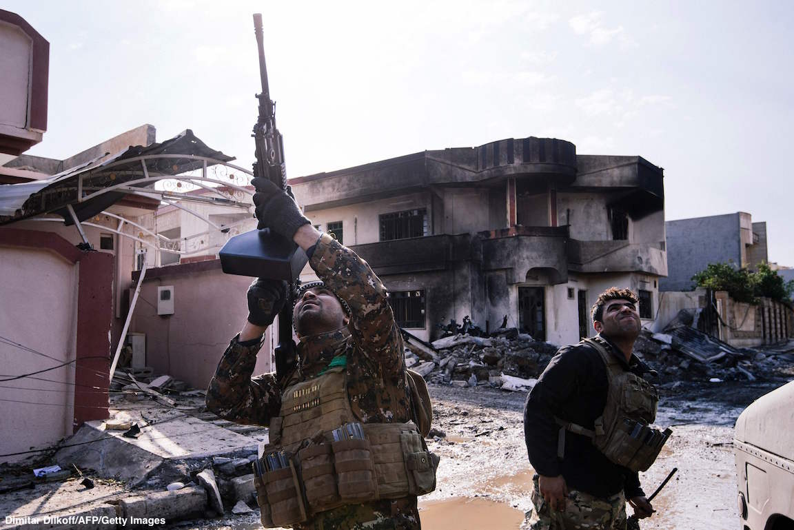 ABCPolitics's tweet image. Iraqi forces push deeper into western Mosul amid stiff resistance from entrenched Islamic State fighters abcn.ws/2mhMPhE