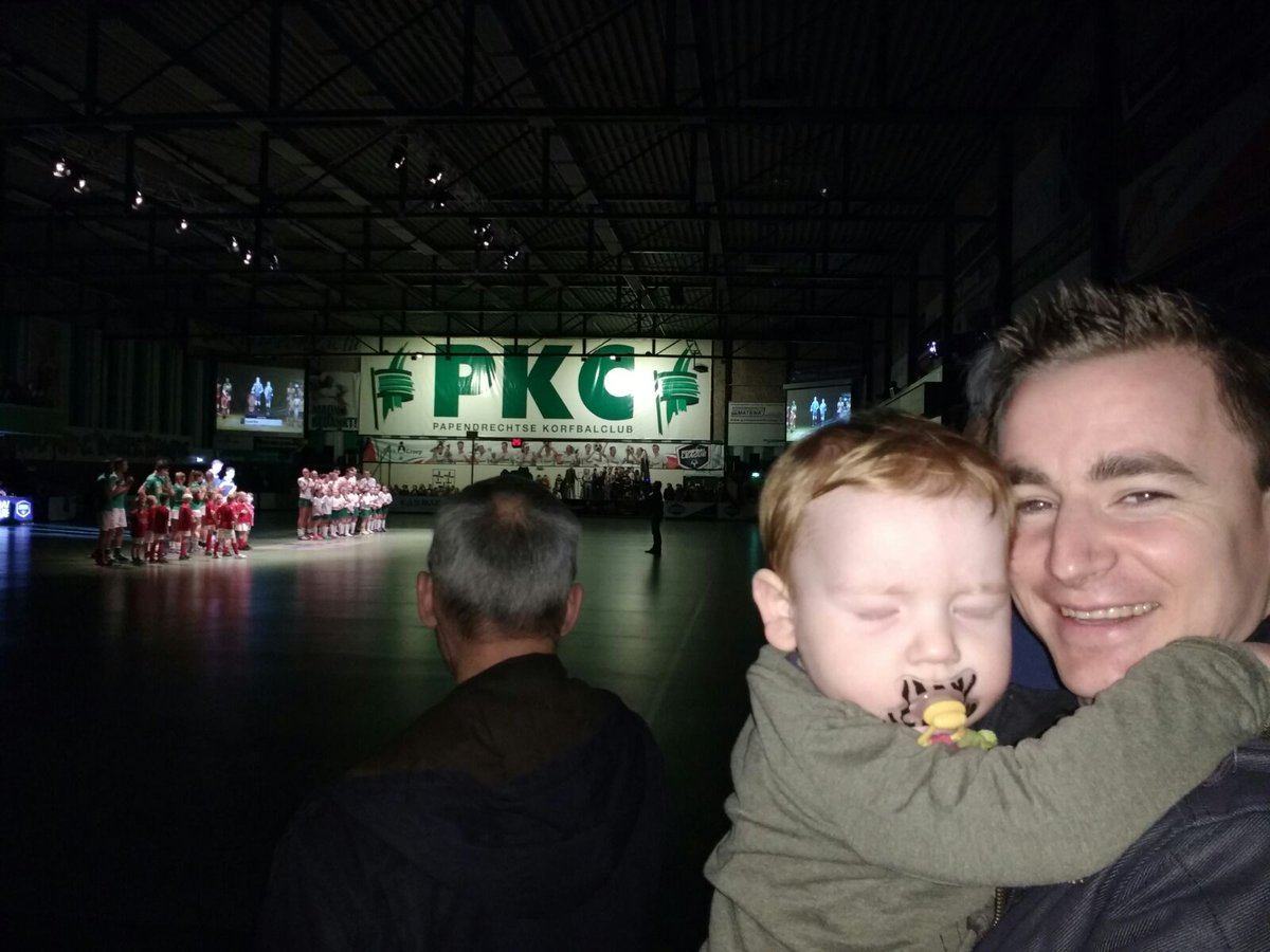 Supporteren voor nonkel <a href="/detlefelewaut/">Detlef</a> en <a href="/PKCKorfbal/">PKC-Korfbal</a> !