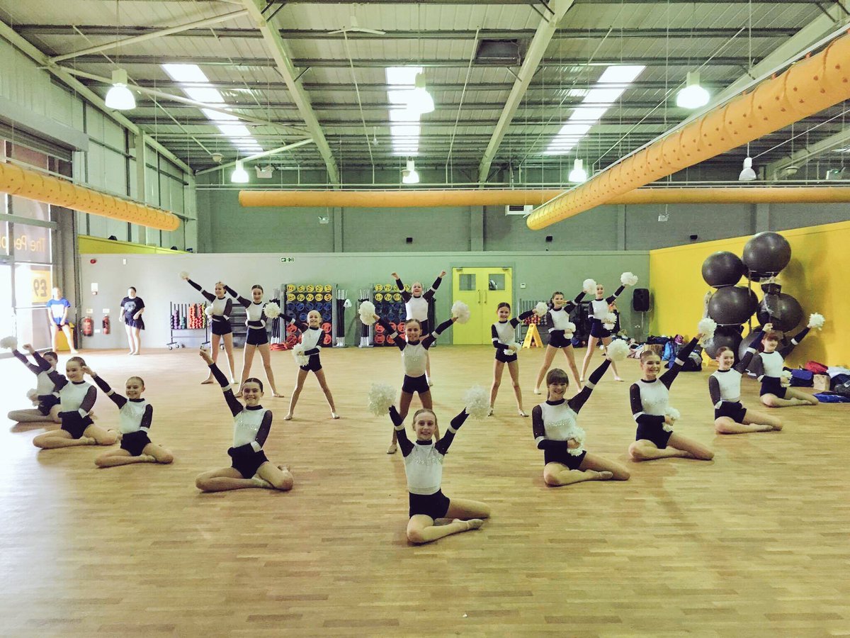 RockStarCheer1's tweet photo. Youth Pom working hard in their dress rehearsal before Dance Allstars tomorrow!💙 https://t.co/EWuWKyXEGy