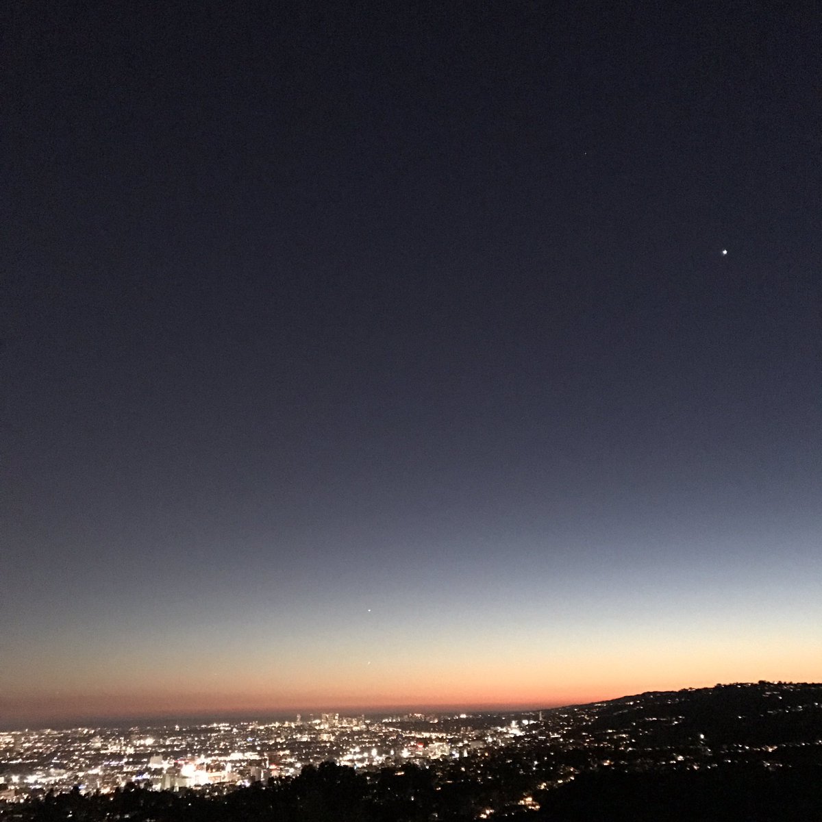 garygoldsmith's tweet image. Griffith Park Observatory. Awesome. griffithobservatory.org. #architecture #design #modernism