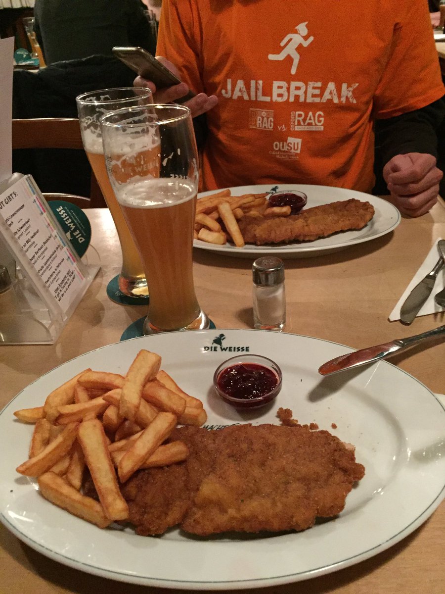 puxamunt's tweet photo. Salzburger Pleasures!!!!#oujailbreak #einBierBitte https://t.co/Te8Q1Yxsw7