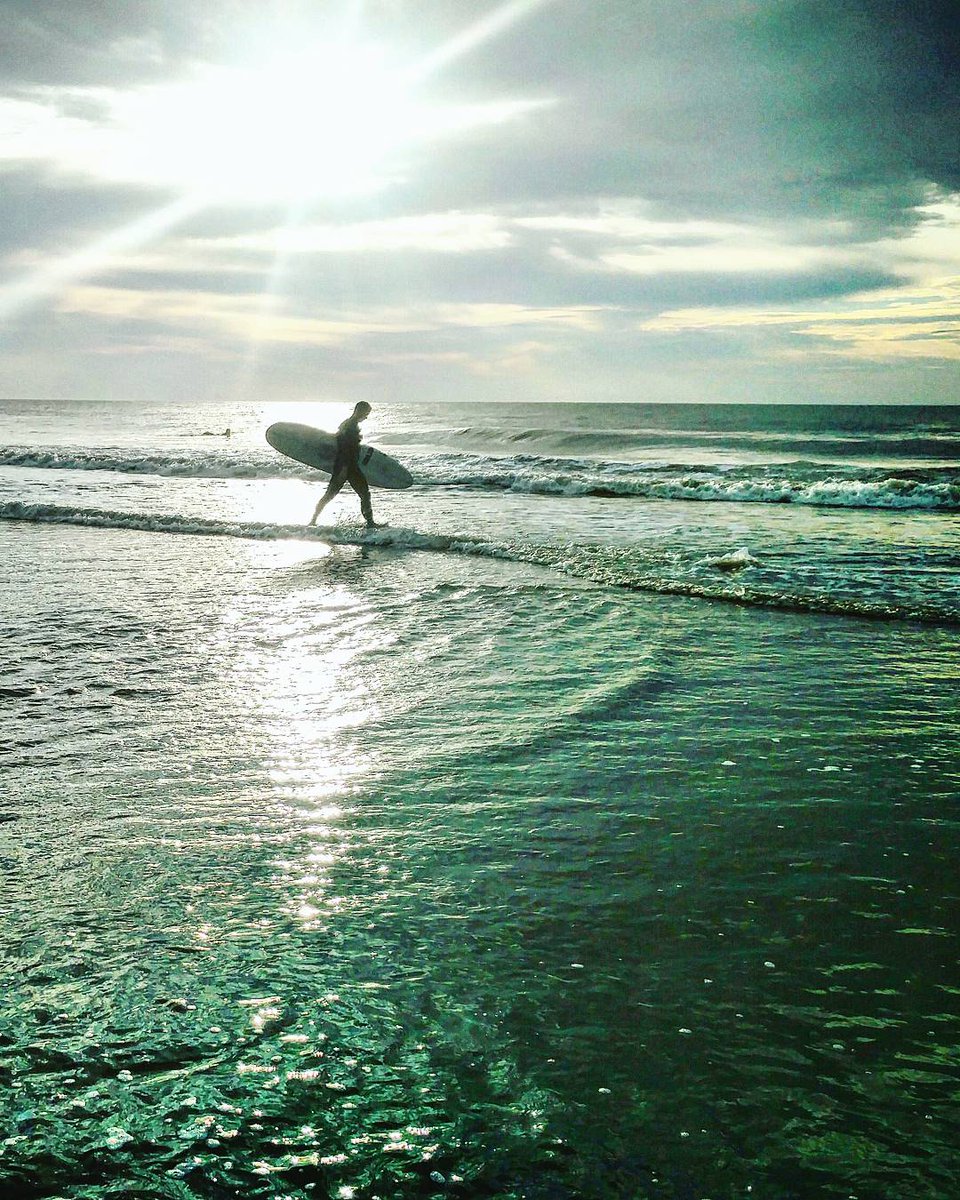 clairethewizard's tweet photo. Just like the #ocean under the sun https://t.co/4XtdxSlz0e