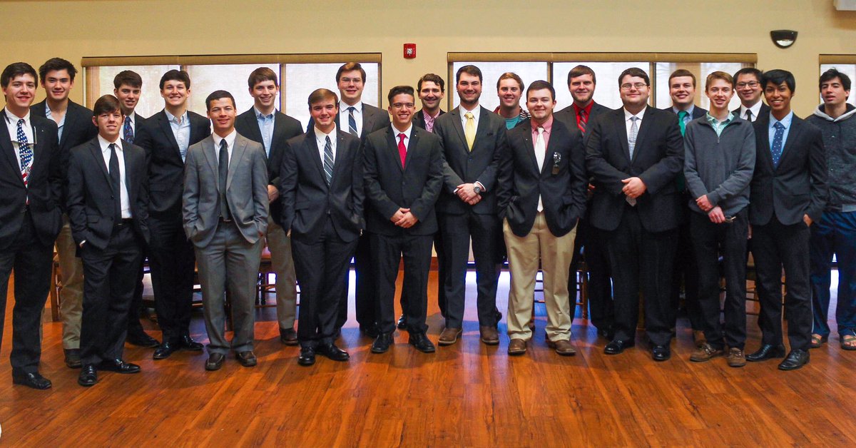 uarkFarmHouse's tweet photo. Congratulations to those who got initiated today! #FarmHouseFraternity #formalinitiation https://t.co/WDsuRI3Eyz