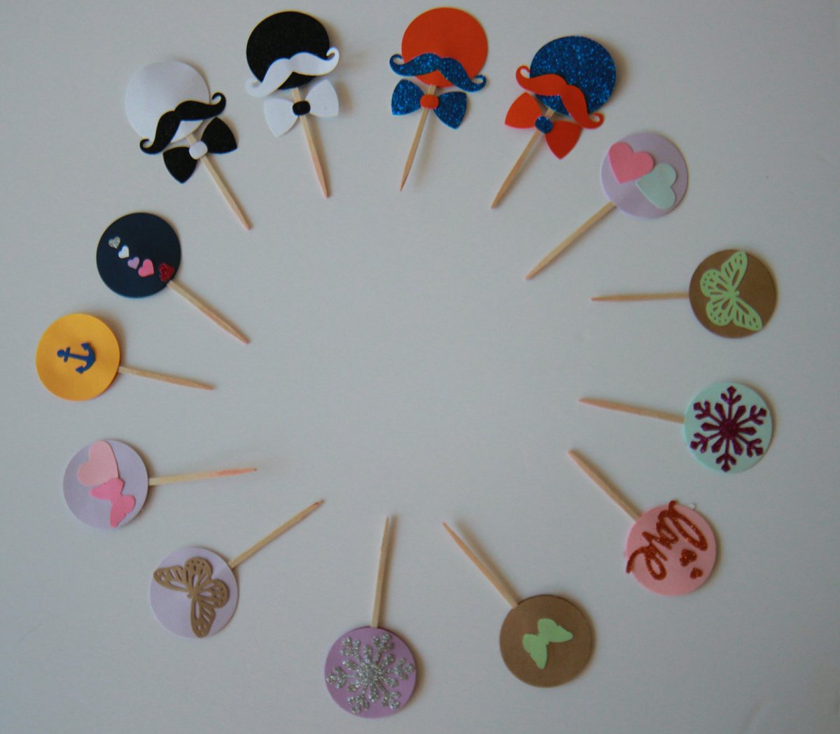 BeebasShop's tweet photo. New Cupcake Topper! @foundinetsy @Etsy @EtsyRetweeter @ExclusivelyEtsy @EtsyShoppers @EtsyClub @EtsyClub @EtsyElite1 @ExclusivelyEtsy #etsy https://t.co/W8ftPtl7cw