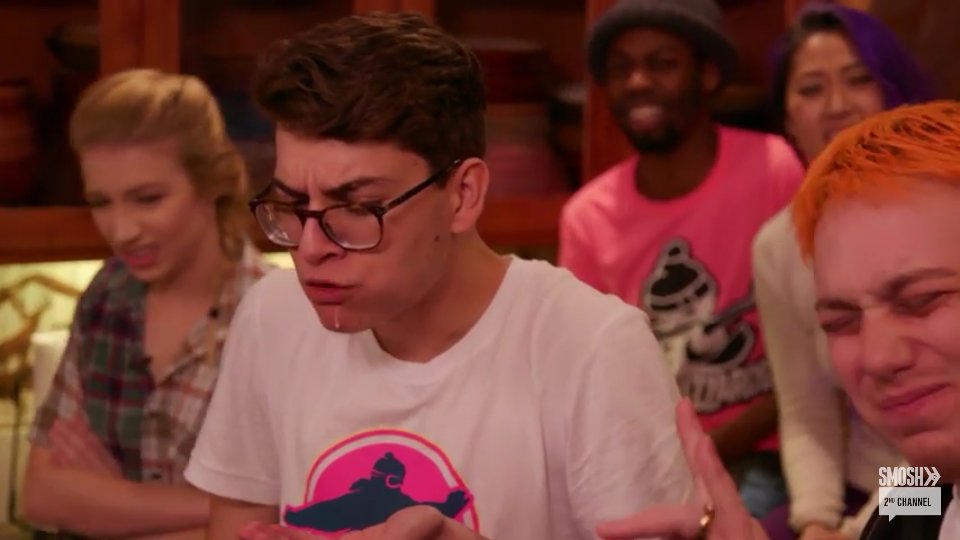 5_lollipop_5's tweet photo. Know #SWGgiveaway has ended but here are my favorite parts of today's PIIMM 😉 @LaserCorn @NoahGrossman214 @smosh @SunySno #smoshwintergames https://t.co/1fzpmUAdvJ