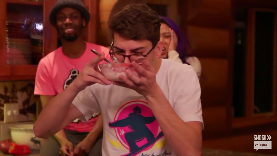 5_lollipop_5's tweet photo. Know #SWGgiveaway has ended but here are my favorite parts of today's PIIMM 😉 @LaserCorn @NoahGrossman214 @smosh @SunySno #smoshwintergames https://t.co/1fzpmUAdvJ