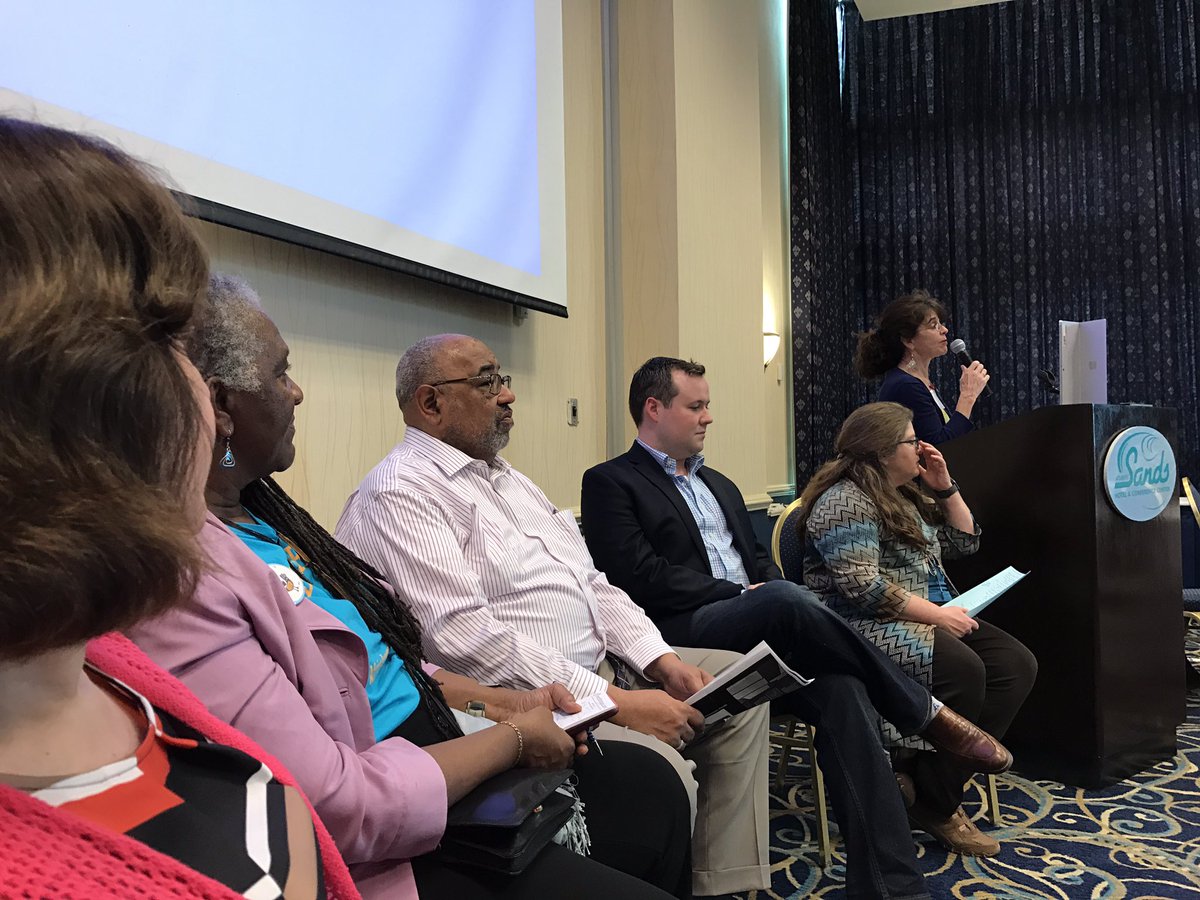 KaurFoundation's tweet photo. Thank you to @MidStatesCSS and @marcie_thoma - it was an honour for KF to be on this panel! #MSCSS2017 https://t.co/aDNRN5ihdM
