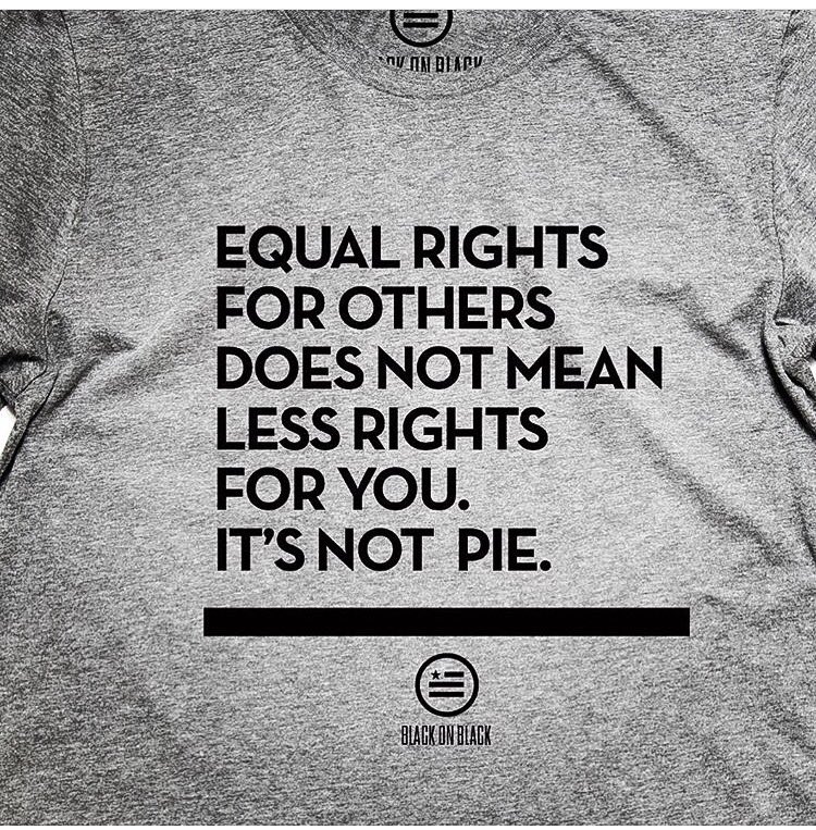 TomthunkitsMind's tweet image. It's Not Pie.