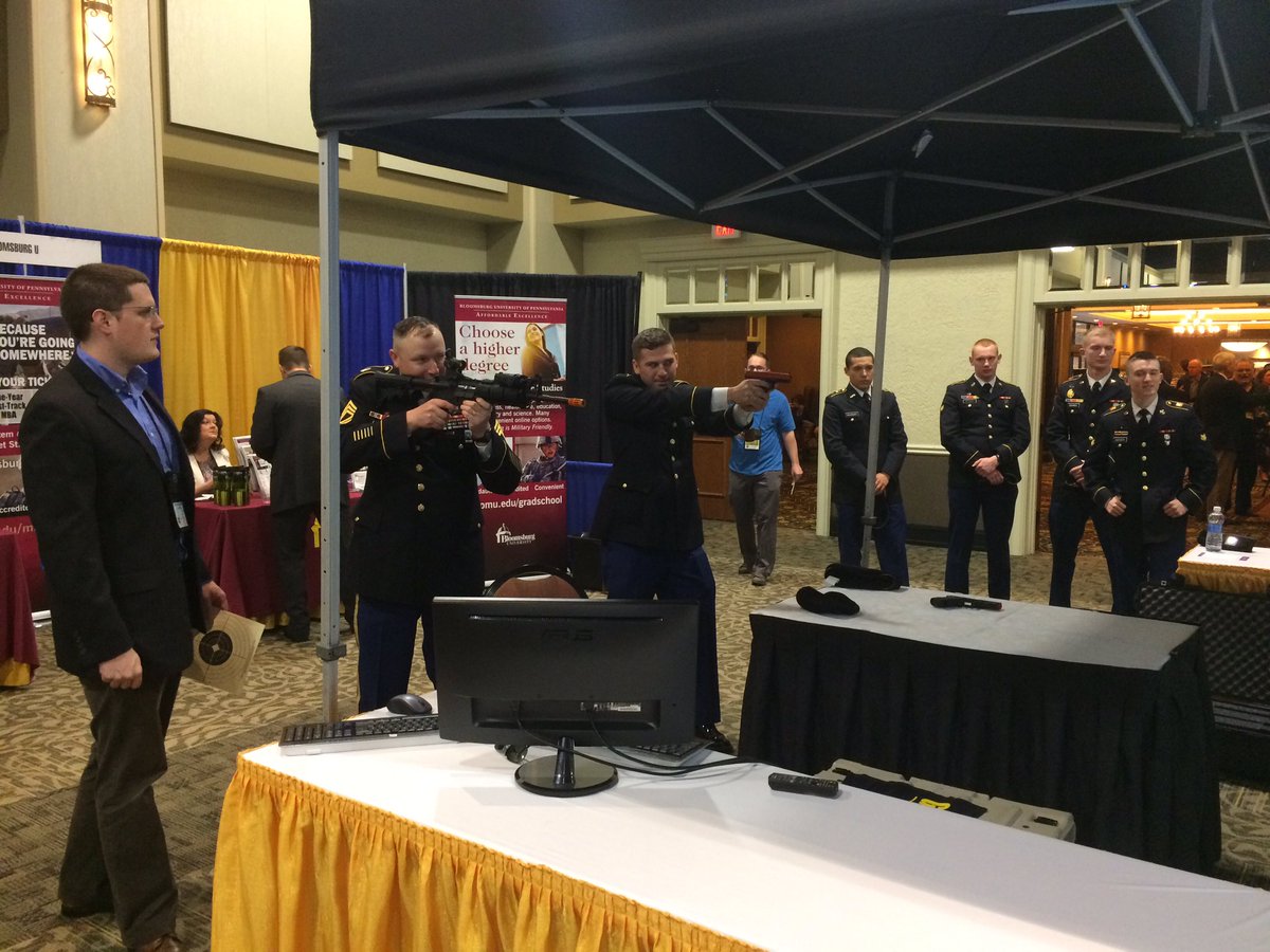 BloomuVets's tweet photo. BU ROTC personnel interacting with some displays at #PNGAS @PANationalGuard #BUSVA https://t.co/GNEfUeSGuo