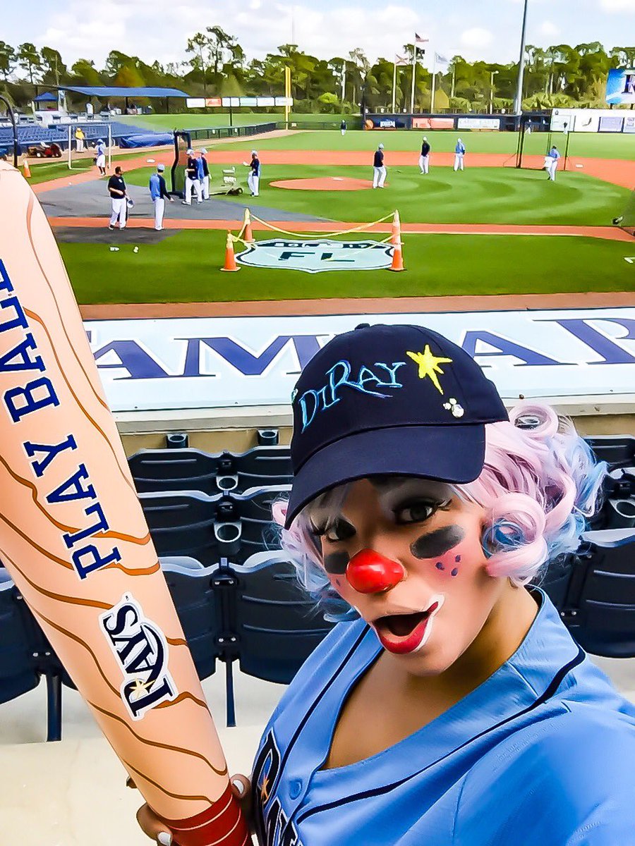 Wc_Imagination's tweet photo. Hi it's me DiRay.I had fun clowning around @RaysBaseball game hope to see you guys again soon! https://t.co/zMWmHCIClr