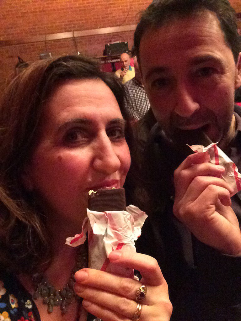 DeliaCazzato's tweet photo. Oooh enjoying #ChocIces at #PinnerVillageHall watching #hiDeHi Hello Campers @pinnerplayers 💁🏻💁🏻 https://t.co/XXdT85TaDw