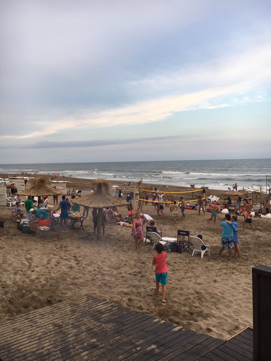 KOPHIPHILAPLAYA's tweet photo. #KOPHIPHI #LaPlaya #Pinamar https://t.co/9BF0kQvPV6