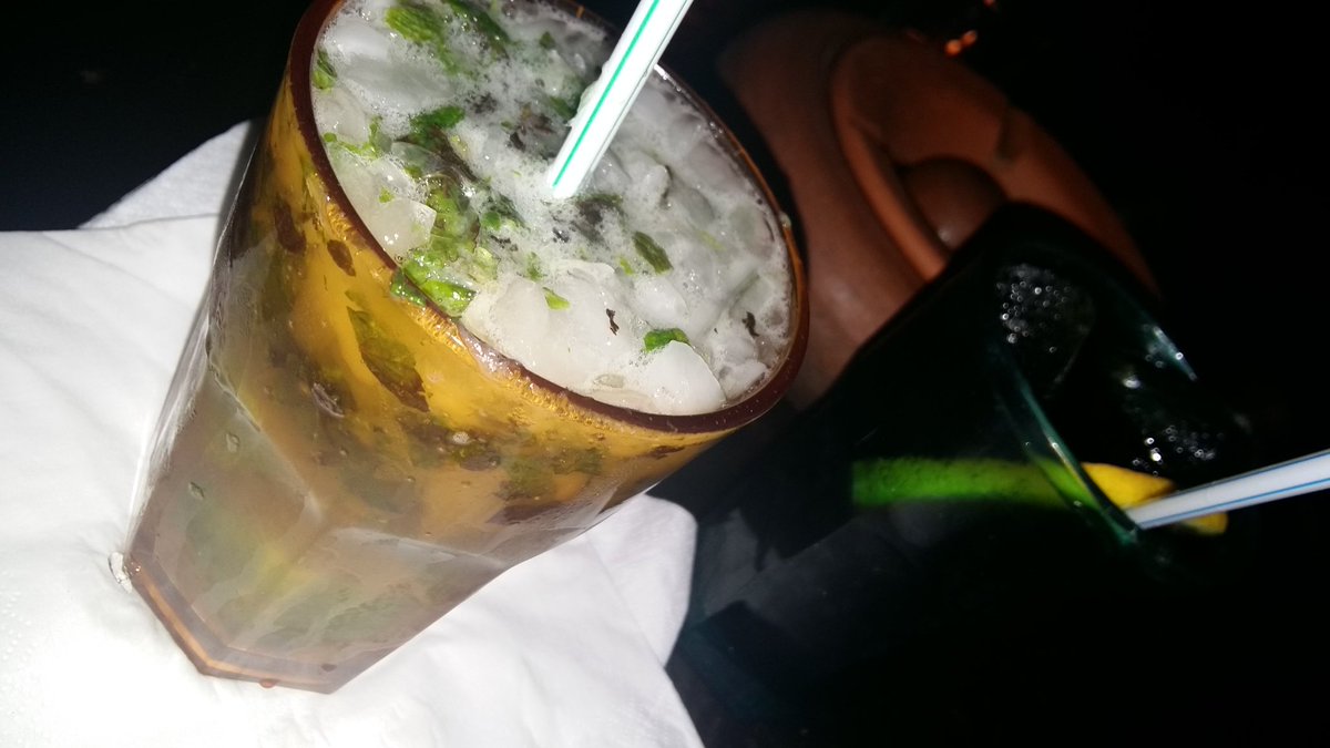 Lasliii's tweet photo. '@noespornadaper0 este puente es especialmente especial😍 #mojitoportugues #cavalobranco #Allmar #puente #regalocumple #Faro #Sines #Lisboa https://t.co/h3cAxMkCth