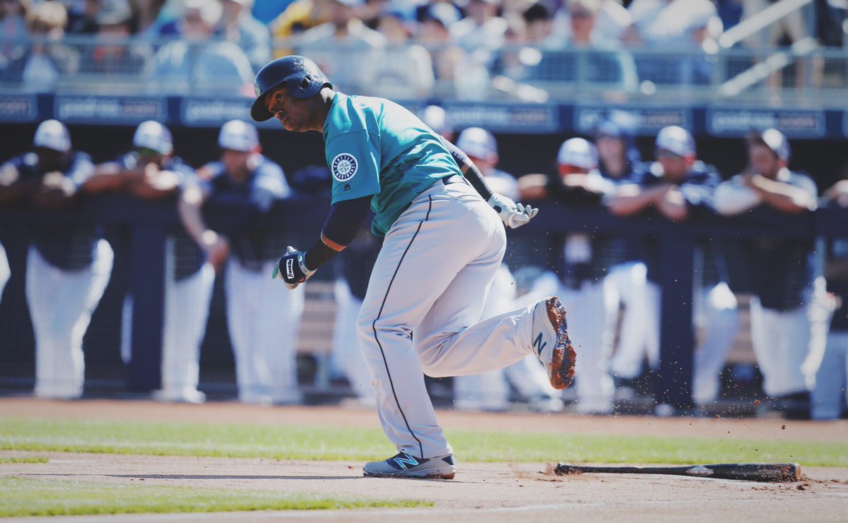 Pretty fun watching this guy hit.   #MarinersST https://t.co/gODkVc9i5i