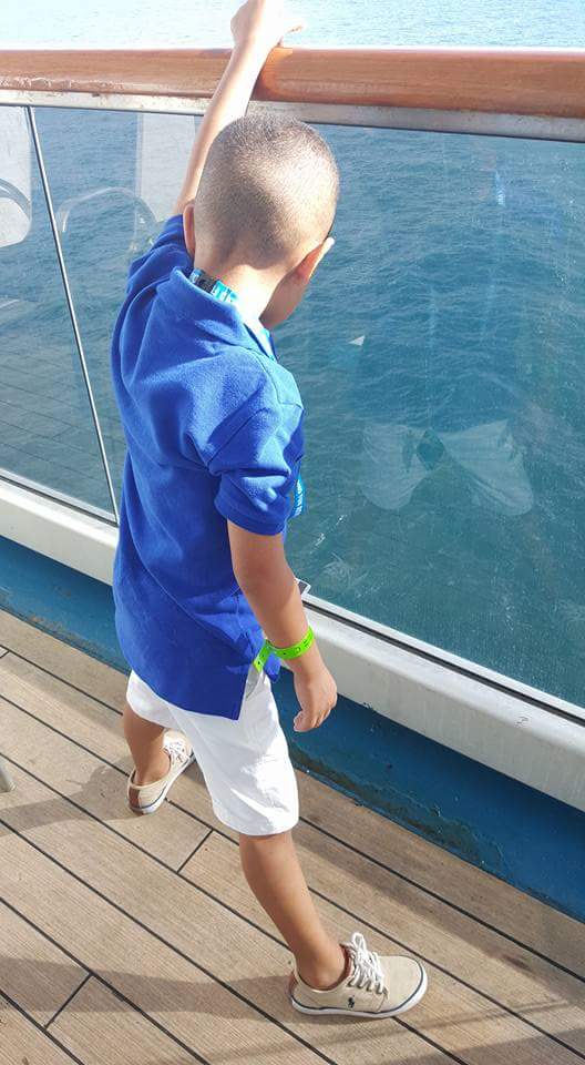 fallinangel328's tweet photo. He is always ready to pose lol #hisswag #kidmodel https://t.co/eZ2DlaYBID