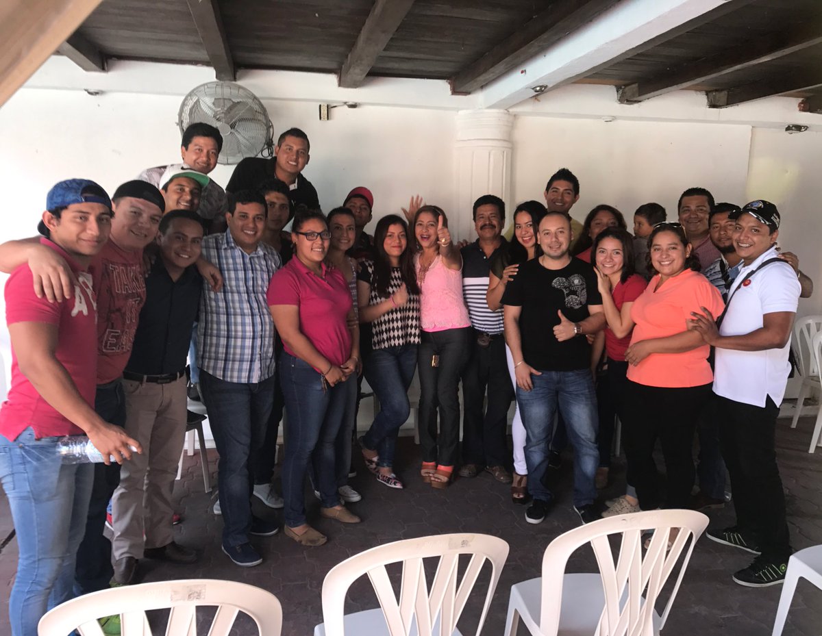Agradecemos el apoyo y respaldo a Malena y Jesus Romero al Equipo JIZ. Excelentes consejos para seguir adelante en este proyecto #Comalcalco