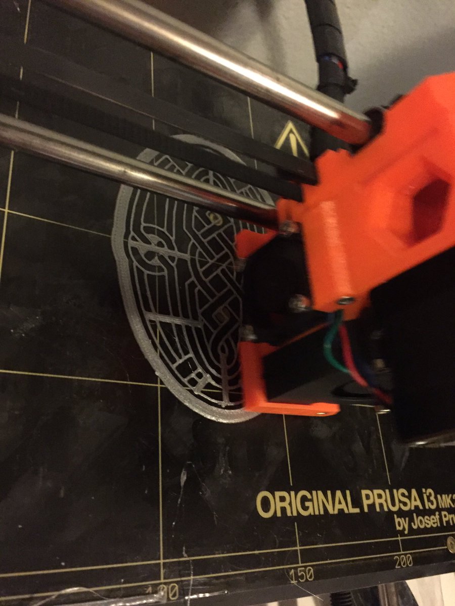 MeganAlyse1's tweet photo. @joeltelling @josefprusa So far so good! 😄 https://t.co/pzEu4FsZgR