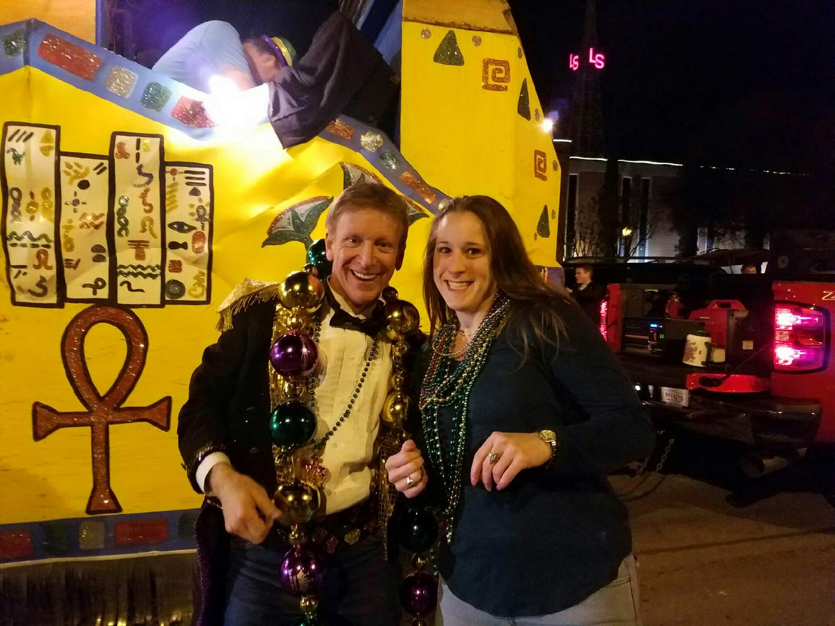 Micha_Beall's tweet photo. #SETXMardiGras #kfdmnews https://t.co/zdde6VGpk5