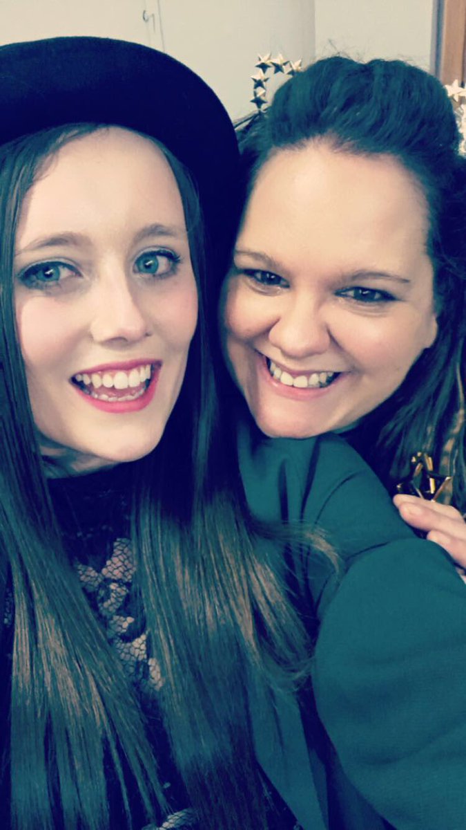 JessOwen_TT's tweet photo. Love these four girls so much..... We just missed one lady @HussAtty #SuperHeros #LISFinal @gem15xx @SouthernMrsOwen @kreena79 @TheClareyP π https://t.co/Uenb5JqDKL