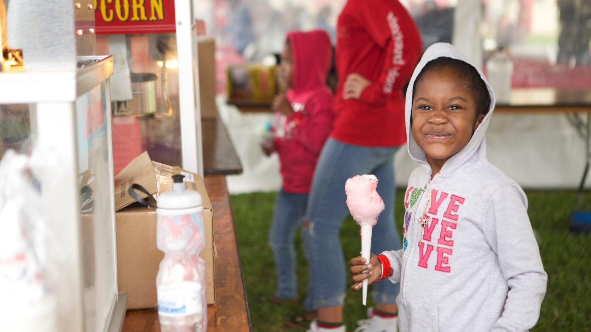 Hand of Hope (@handofhope) on Twitter photo This past December we were able to partner with <a href="/UYimpact/">Urban Youth Impact</a> to bless many children in West Palm Beach, FL…including this sweet girl! This past December we were able to partner with <a href="/UYimpact/">Urban Youth Impact</a> to bless many children in West Palm Beach, FL…including this sweet girl!