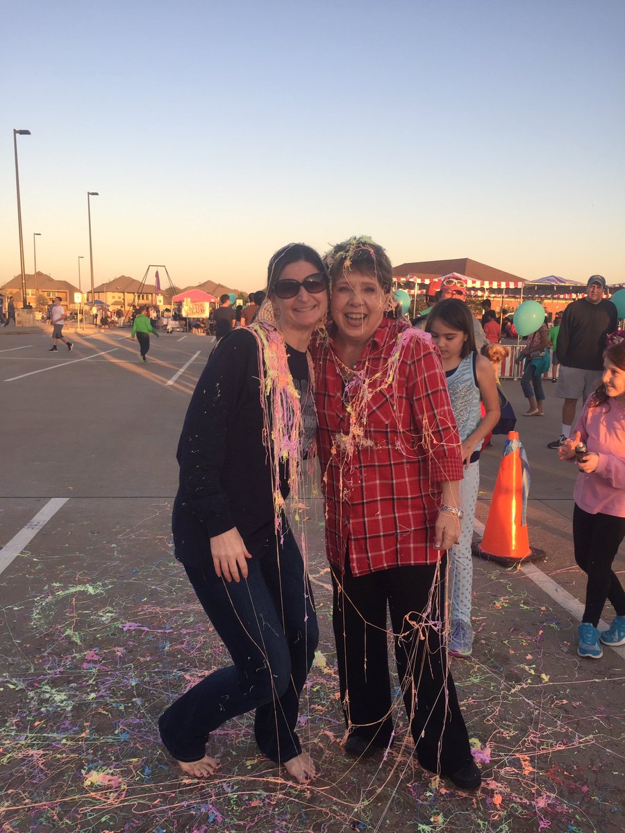 Jennifer Hill tweet media