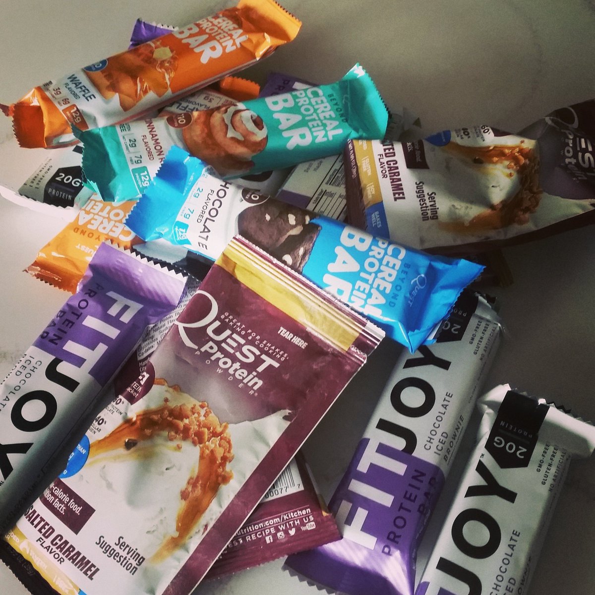 candacehunt56's tweet photo. Okay, I confess that I have a problem. I bought half of Vita Shoppe today. 😮😳😍🙌💪 https://t.co/hFqFtSdbN7