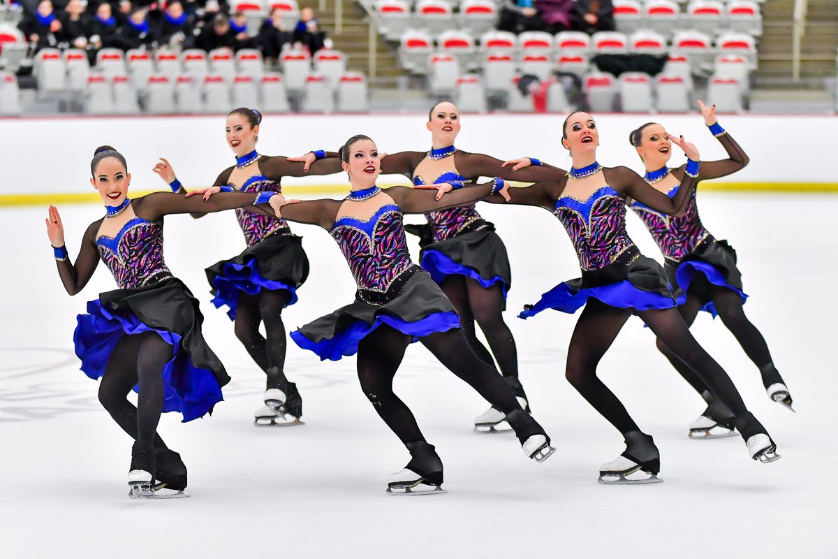 Open medallists: 
1. Nexxice (WO) 157.69
2. Les Suprêmes (QC) 132.61
3. Les Pirouettes (QC) 132.00
#Synchro17