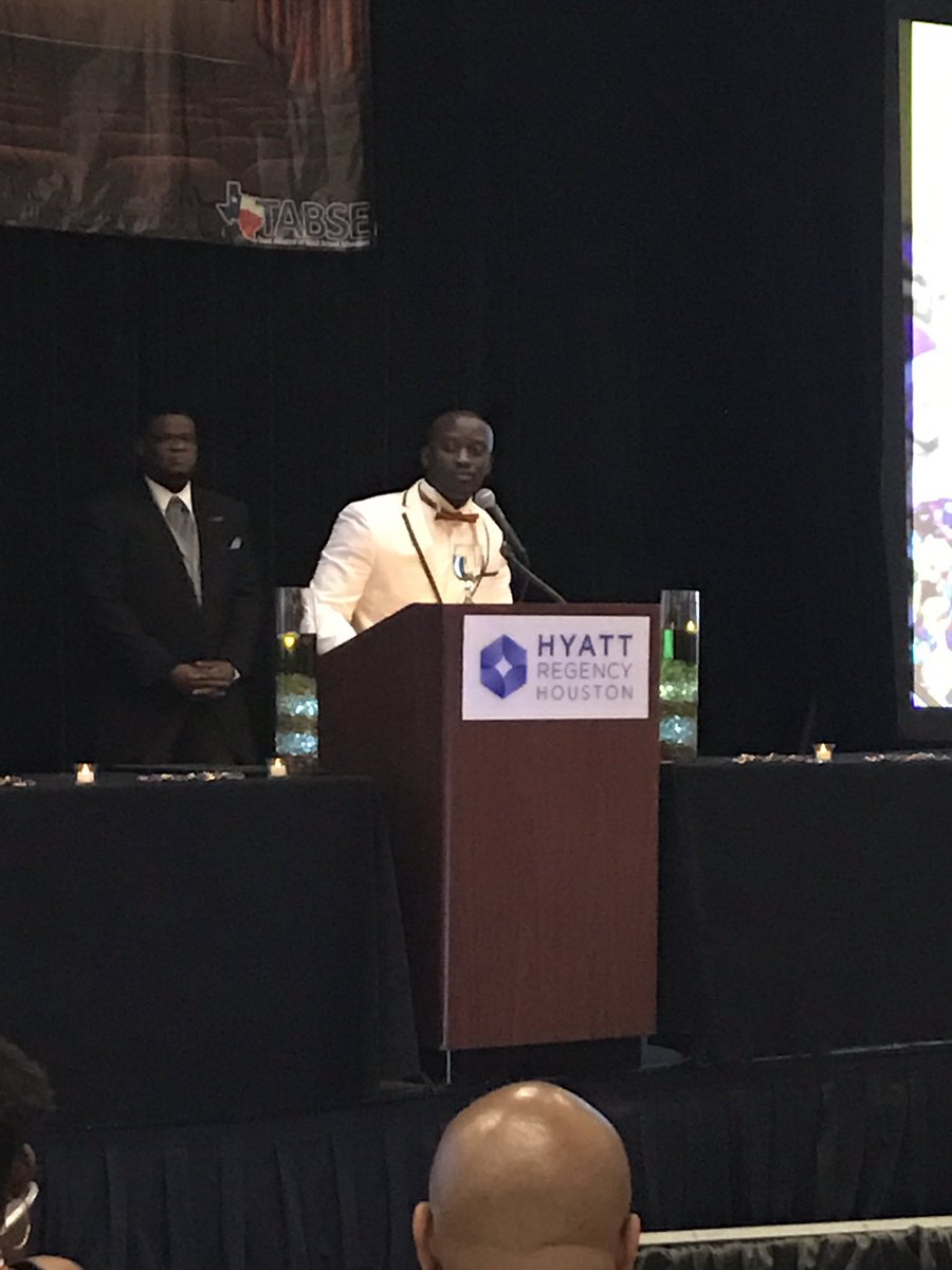 tchill_'s tweet image. Congratulations @DrKwabena, TABSE Principal of the Year!! #TABSE2017. @PME_Katyisd