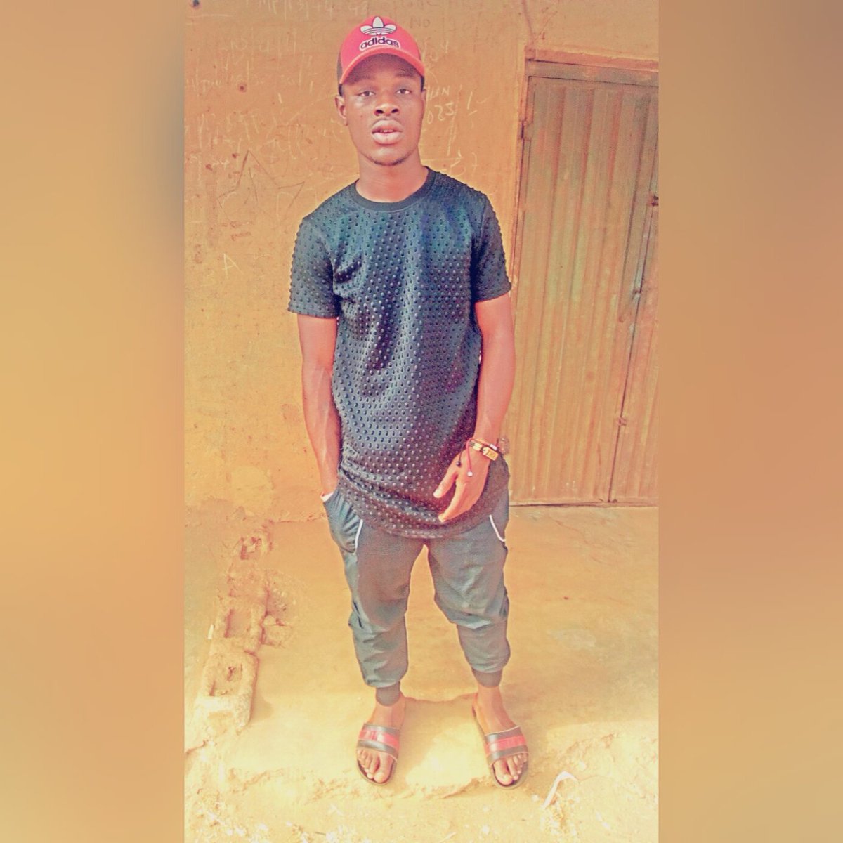 Etzmcode's tweet image. #NewProfilePic