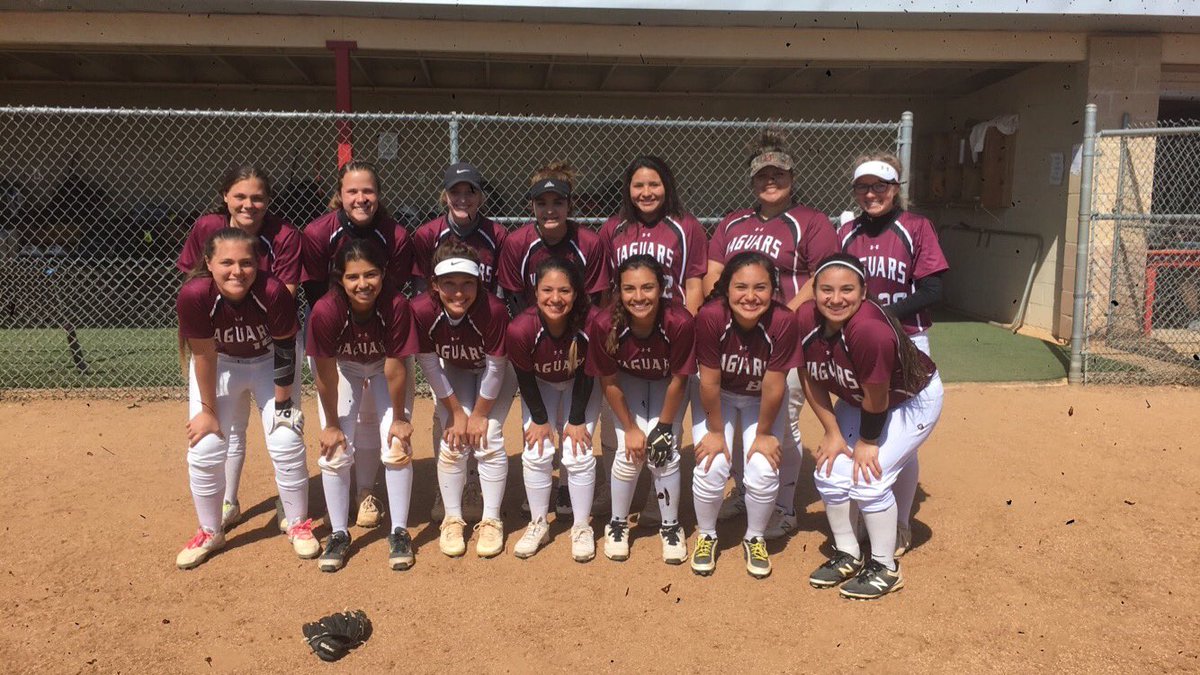 billie_softball's tweet photo. Huge thank you for all the teams who made it this weekend! @LaVerniaISD @arabian_softbal @kerrvilleisd @HighLlano @FHSJagSoftball #CCWinn https://t.co/VKlVfGwHMM