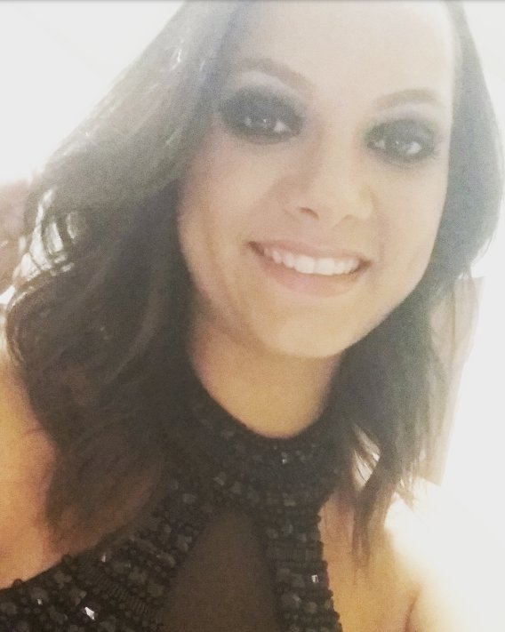 leticiaseiffert's tweet photo. #mariformou #diadebaile https://t.co/9yaN1TkWP7