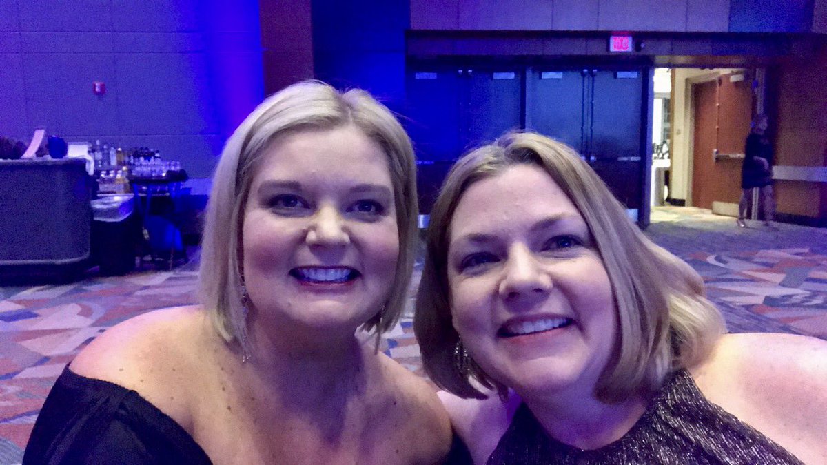 Having a great time at the #JDRF20Years charity event with <a href="/bretmichaels/">Bret Michaels</a>!!