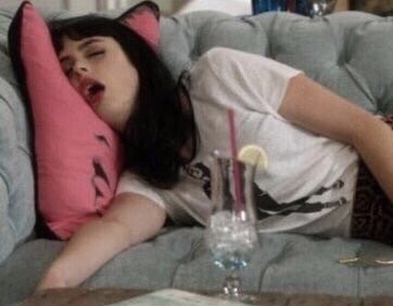 outras pessoas no carnaval / eu no carnaval