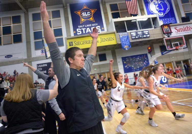 TribPrepsEd's tweet photo. Now THAT’S how you go out …
@afhsevents coach Clayton wins 5A state title game in his last game as Cavemen coach.
https://t.co/wdGk2L6rNb https://t.co/96Gowy3k0h