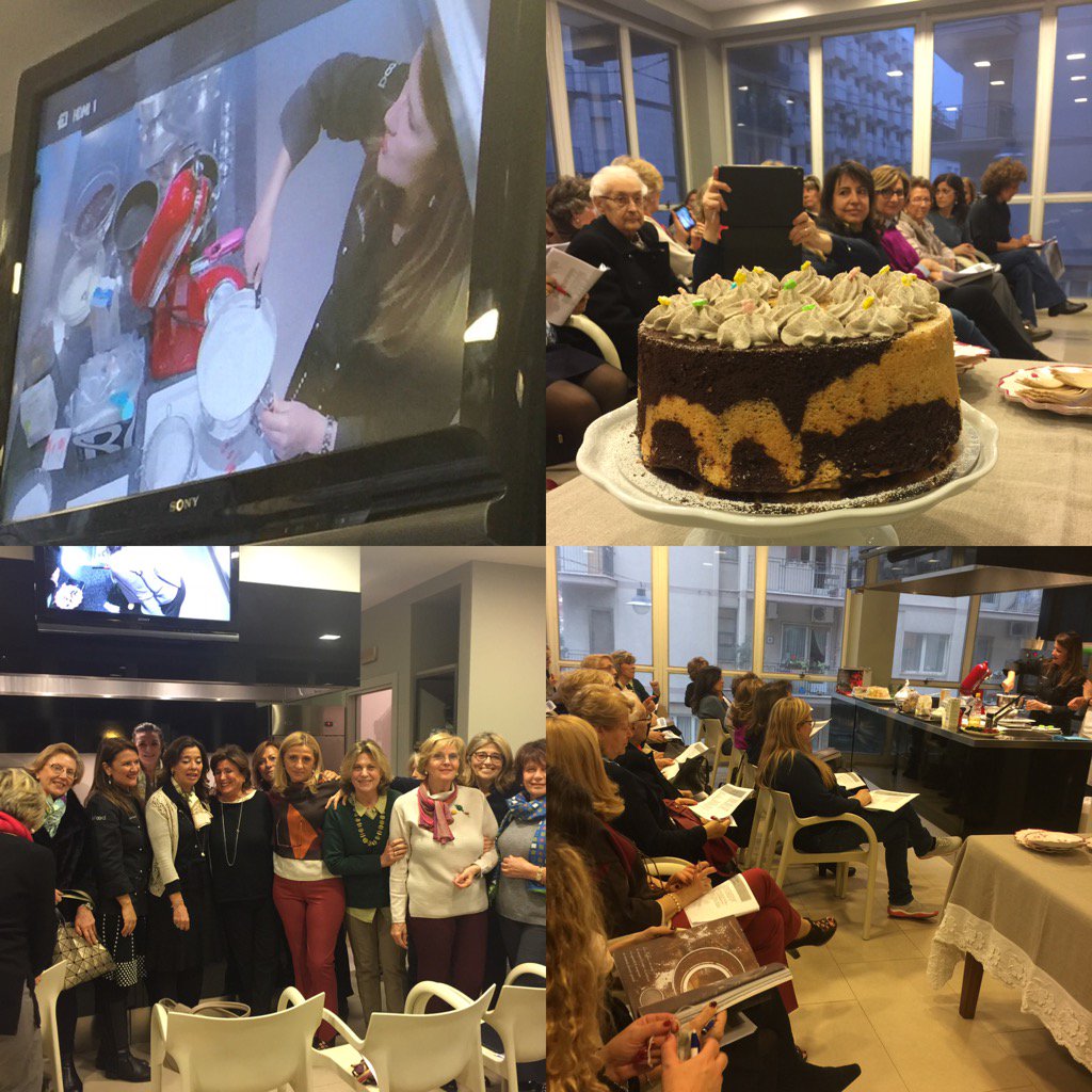 MonicaZacchia1's tweet photo. Laboratorio di #fluffose a Bari Scuola di cucina di Paola Pettini .@iFoodit @CranberryCeC @ValeCheVale1 @luca_sessa https://t.co/FpoNb4loUQ